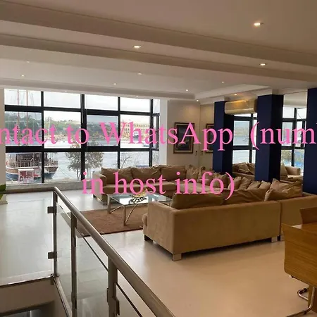 Beautiful Seafront In With Valletta View Apartman Sliema