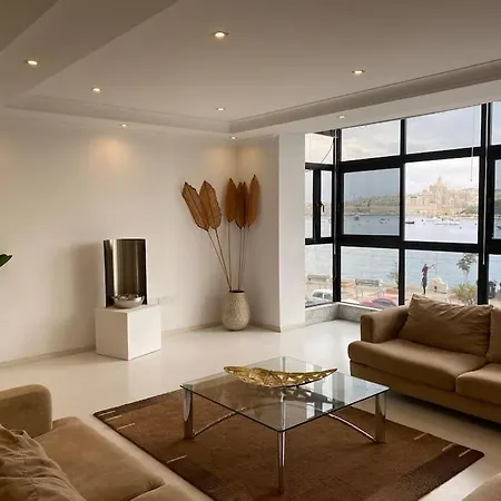 Apartment Beautiful Seafront In With Valletta View